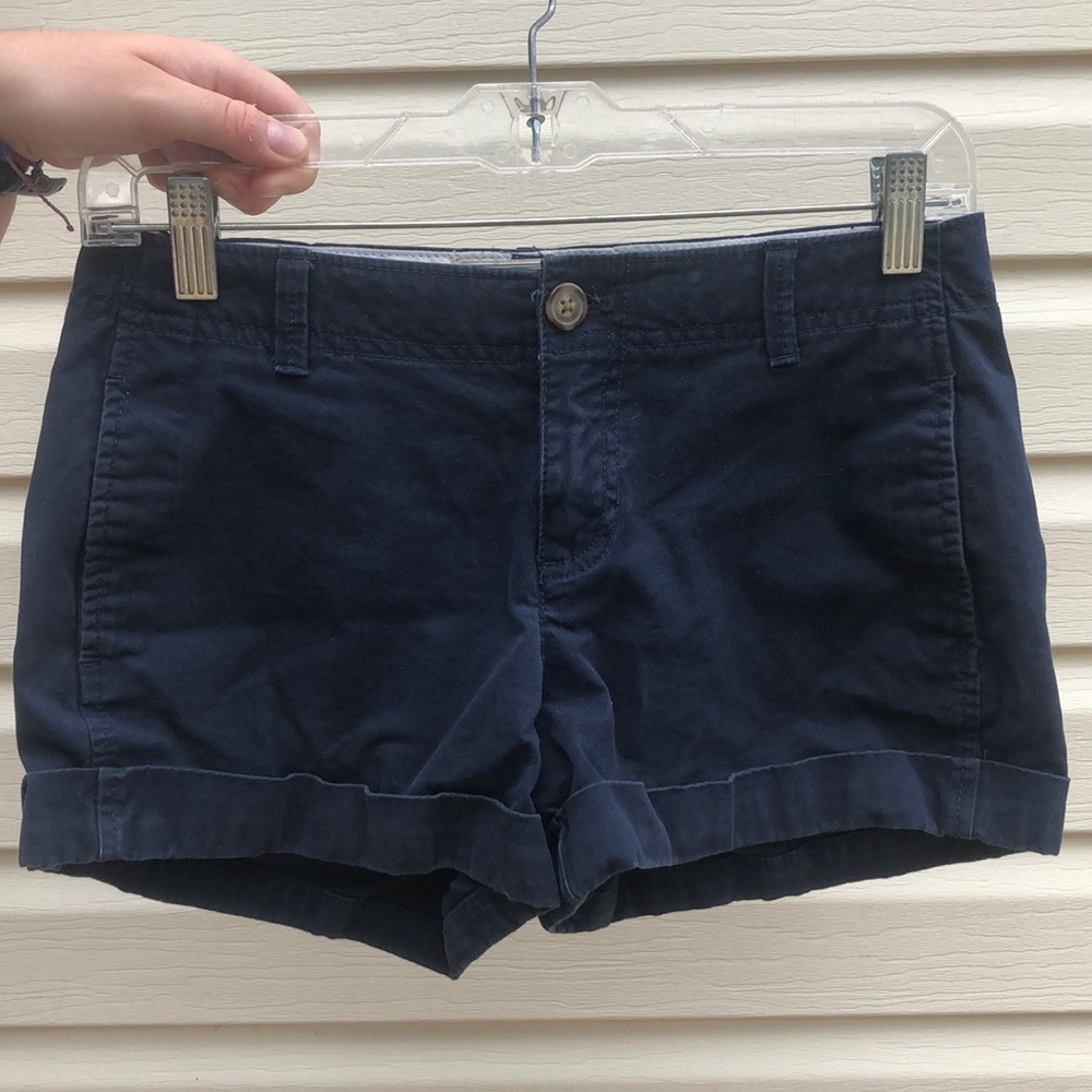 Old Navy Favorite Khakis 3.5 Inch Shorts